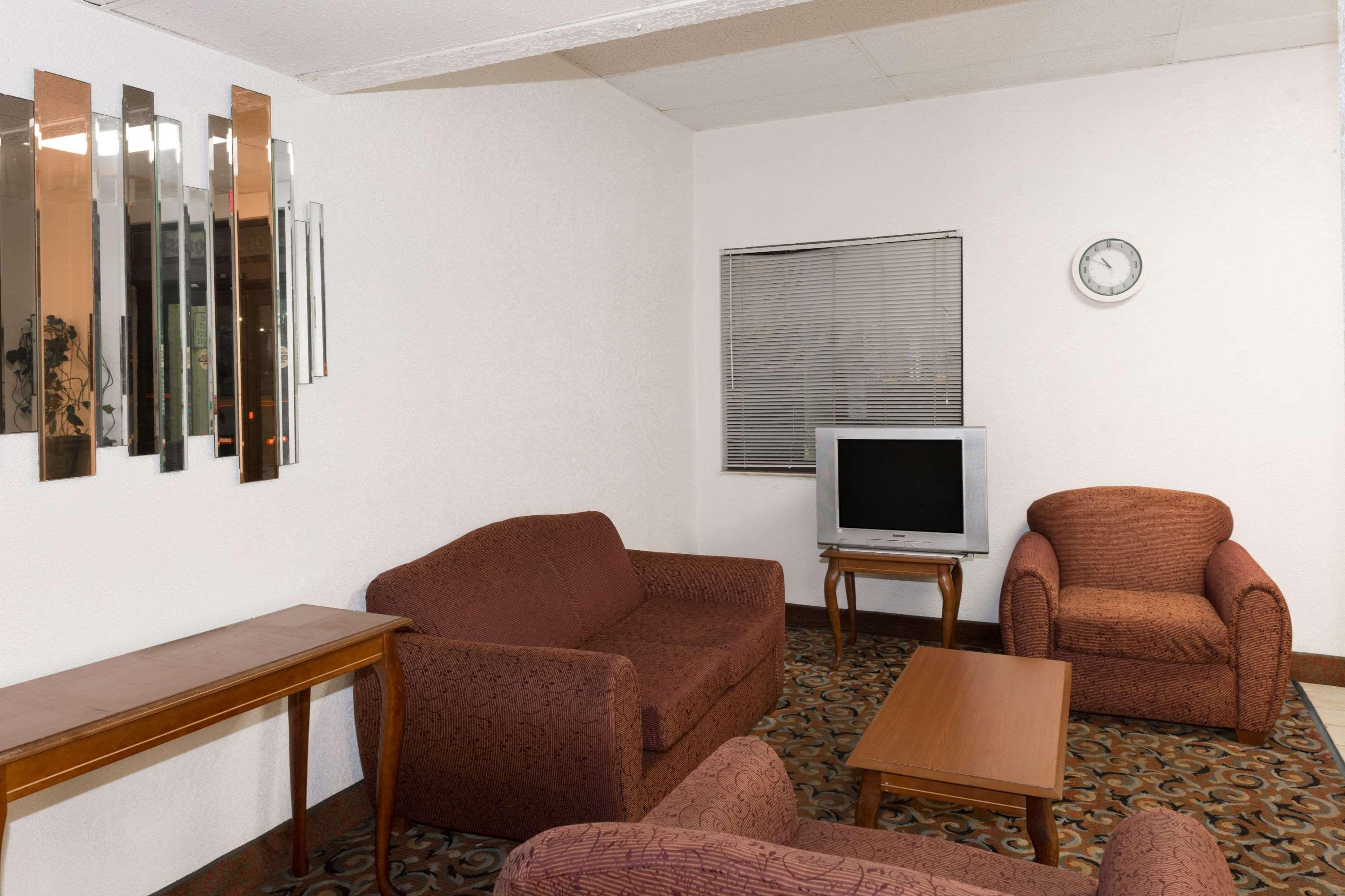 Super 8 By Wyndham Pompano Beach Eksteriør bilde